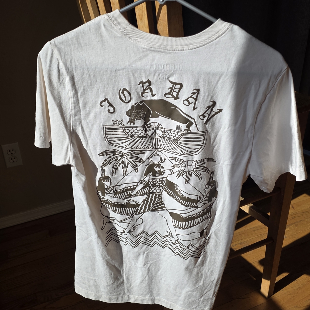 Jordan White Graphic Men's Shirt
